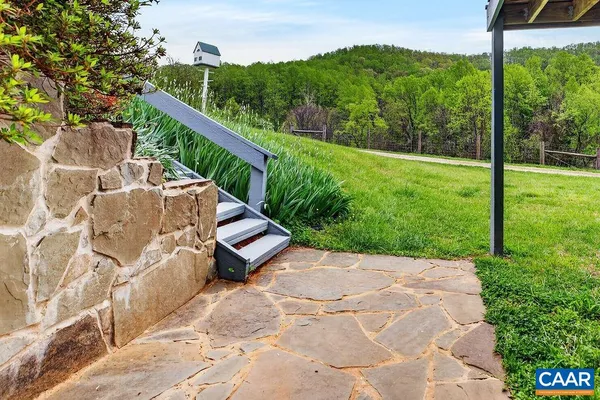 $1,650,000 | 10808 Patrick Henry Highway, Roseland, VA 22967