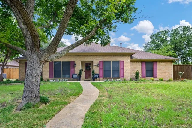 $469,000 | 900 East Berkeley Drive, Richardson, TX 75081