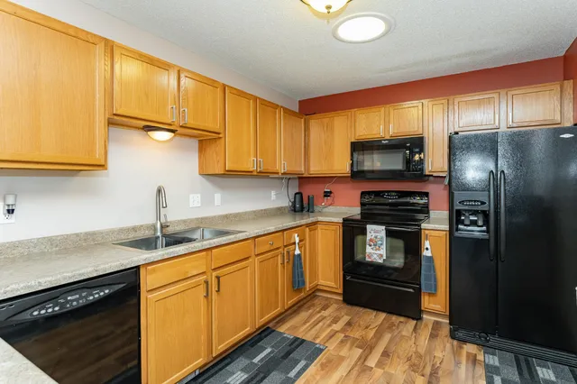 $279,900 | 4930 32nd Avenue Northwest, Rochester, MN 55901