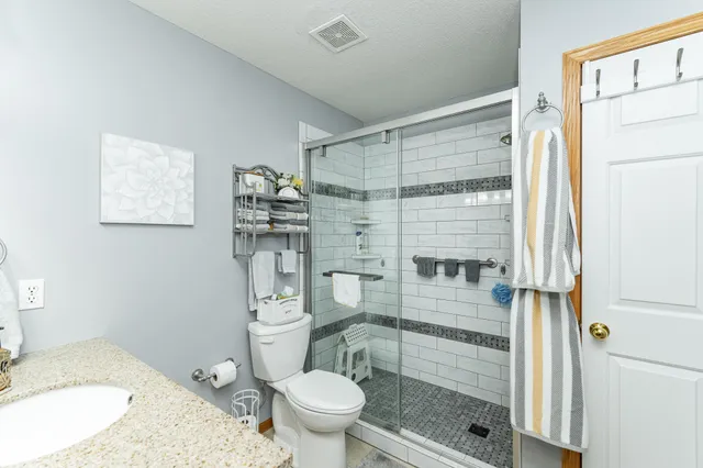 $279,900 | 4930 32nd Avenue Northwest, Rochester, MN 55901