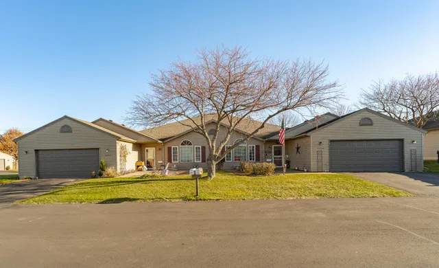 $279,900 | 4930 32nd Avenue Northwest, Rochester, MN 55901