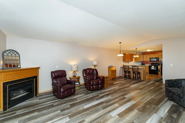 $279,900 | 4930 32nd Avenue Northwest, Rochester, MN 55901