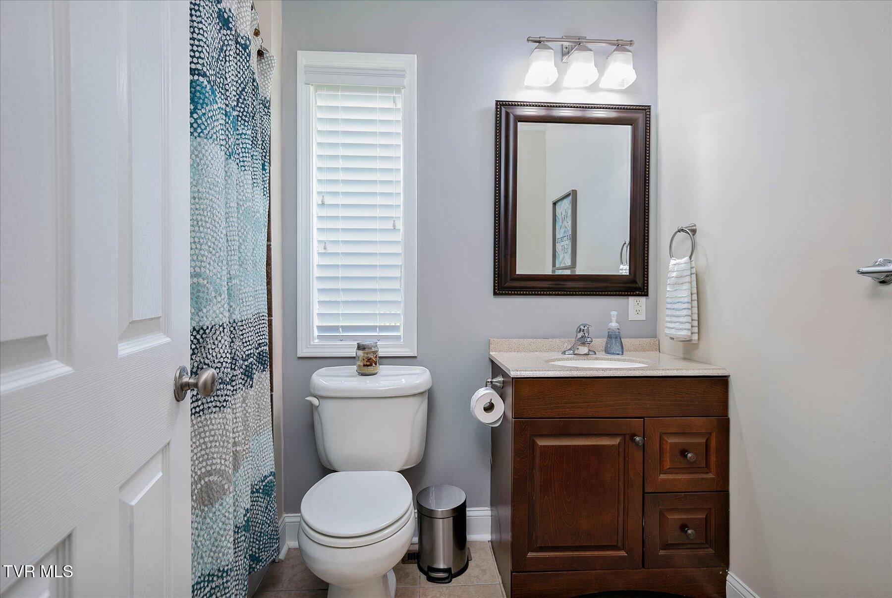 320 High Ridge Road Kingsport, TN 37660 - Photo 26 of 37 26-320 High Ridge Rd-26
