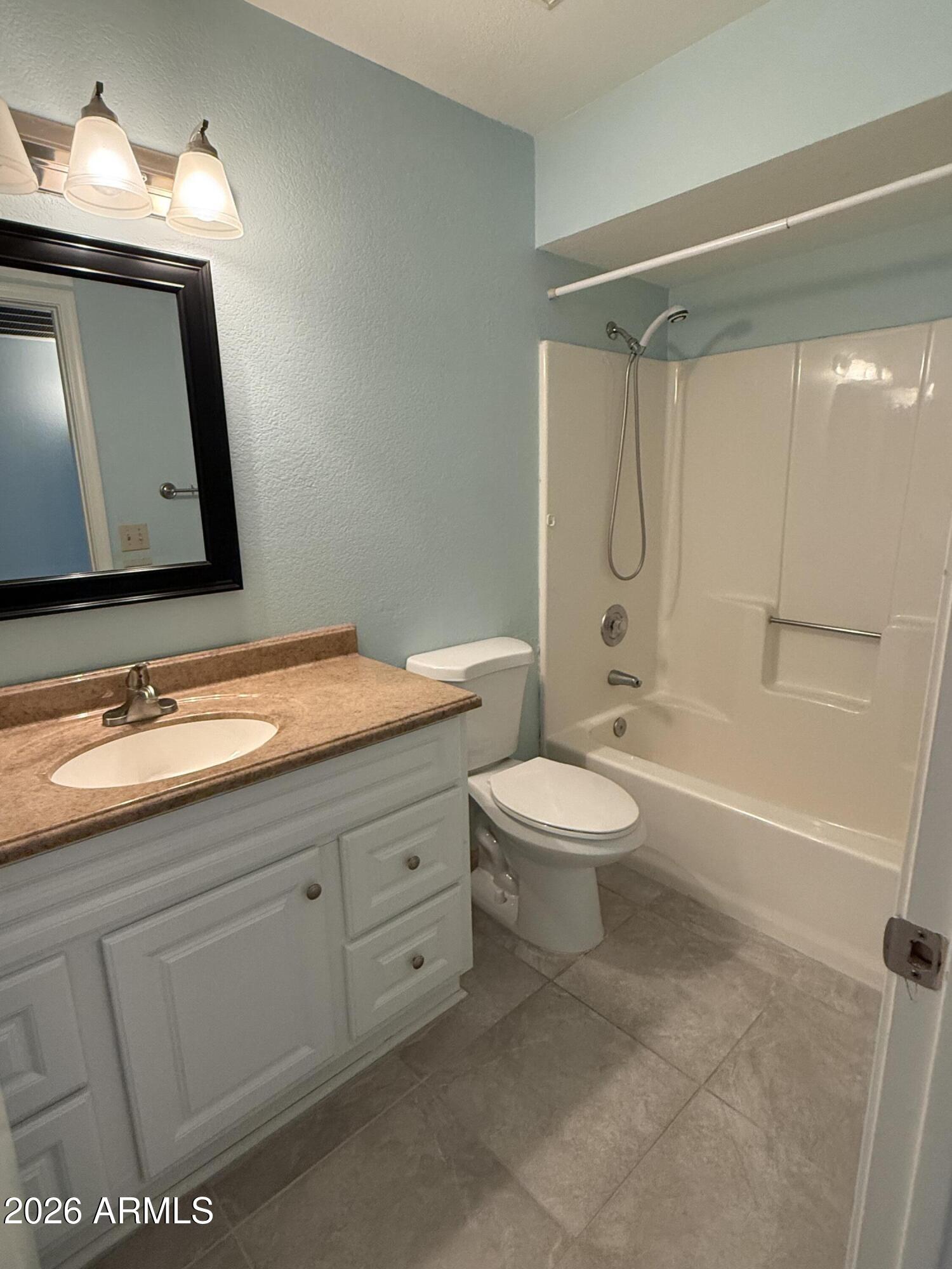 542 South Higley Road, Unit 63 Mesa, AZ 85206 - Photo 26 of 41 IMG_4023