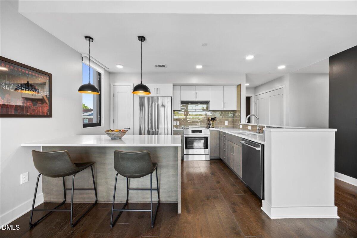 1105 West Main Street, Unit 406 Durham, NC 27701 - Photo 7 of 29 22-2A1A6014