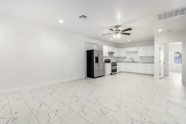 $600,000 | 15640 North Verde Street, Surprise, AZ 85378
