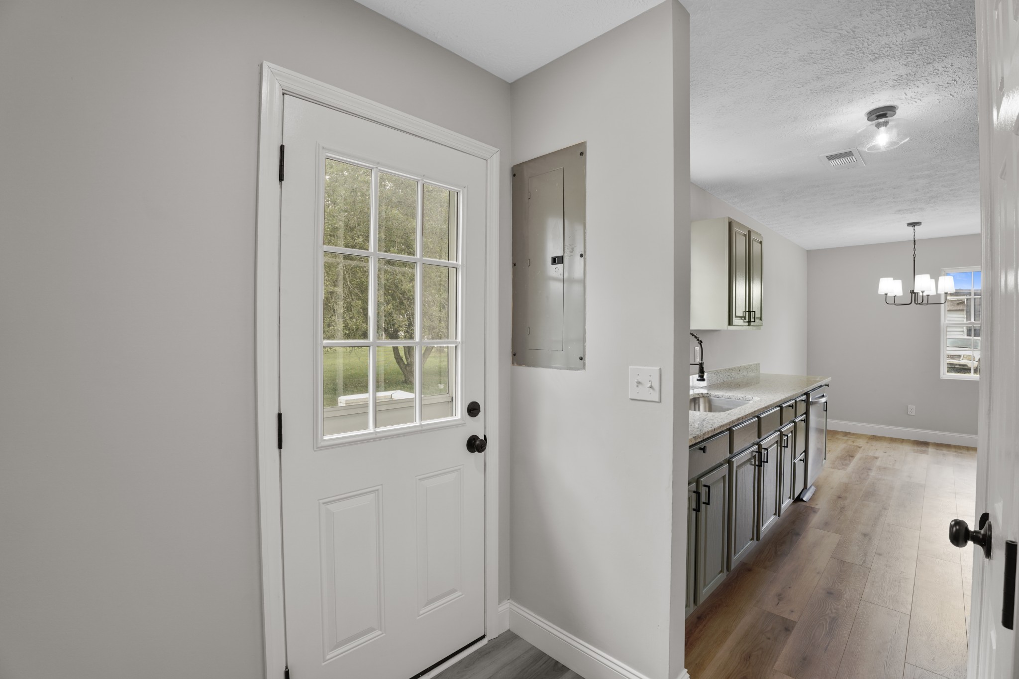869 Rye Street Manchester, TN 37355 - Photo 8 of 20 Gallery Image 8