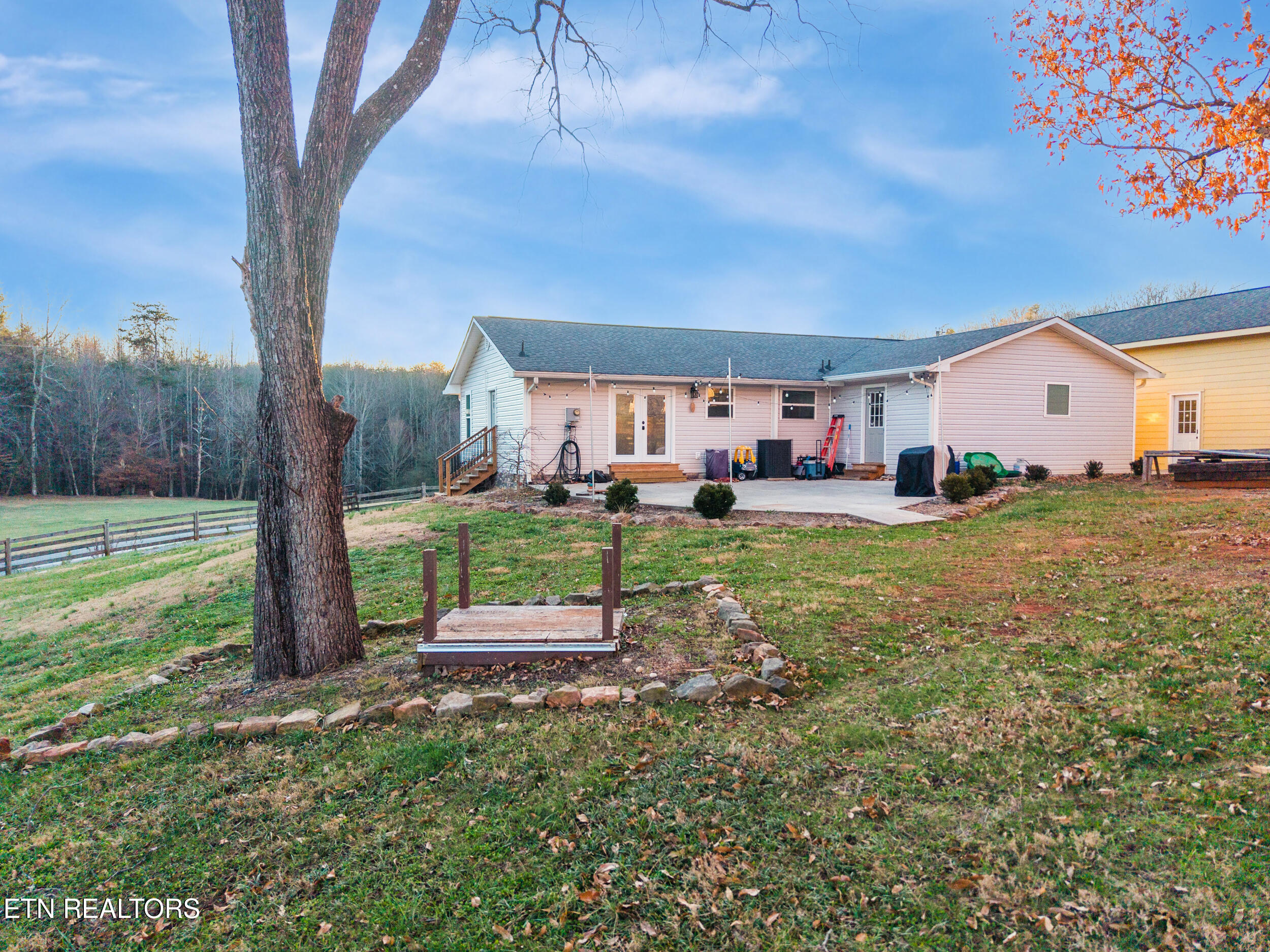 405 County Road 439 Athens, TN 37303 - Photo 11 of 41 IMG_5811