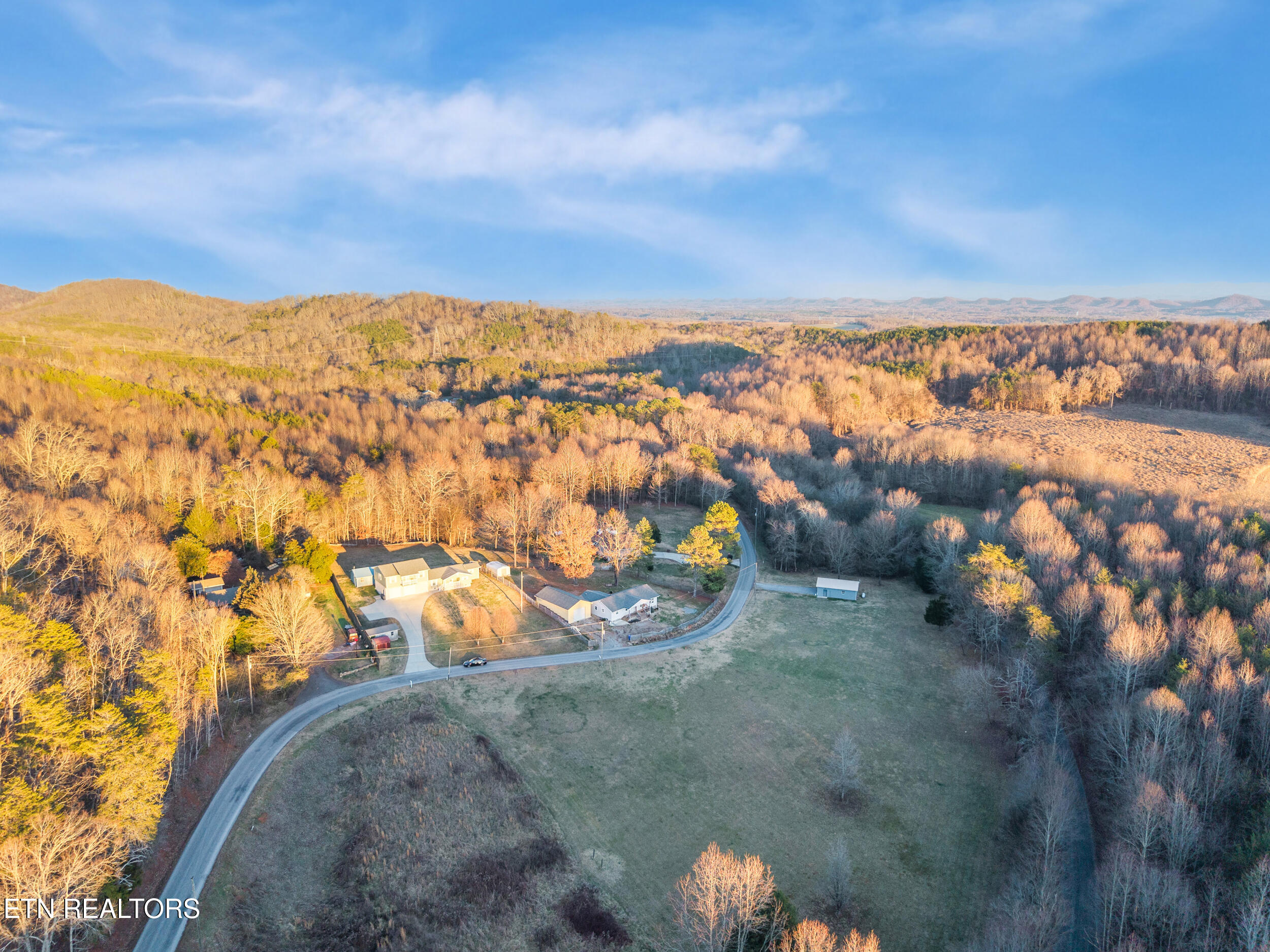 405 County Road 439 Athens, TN 37303 - Photo 19 of 41 IMG_5820