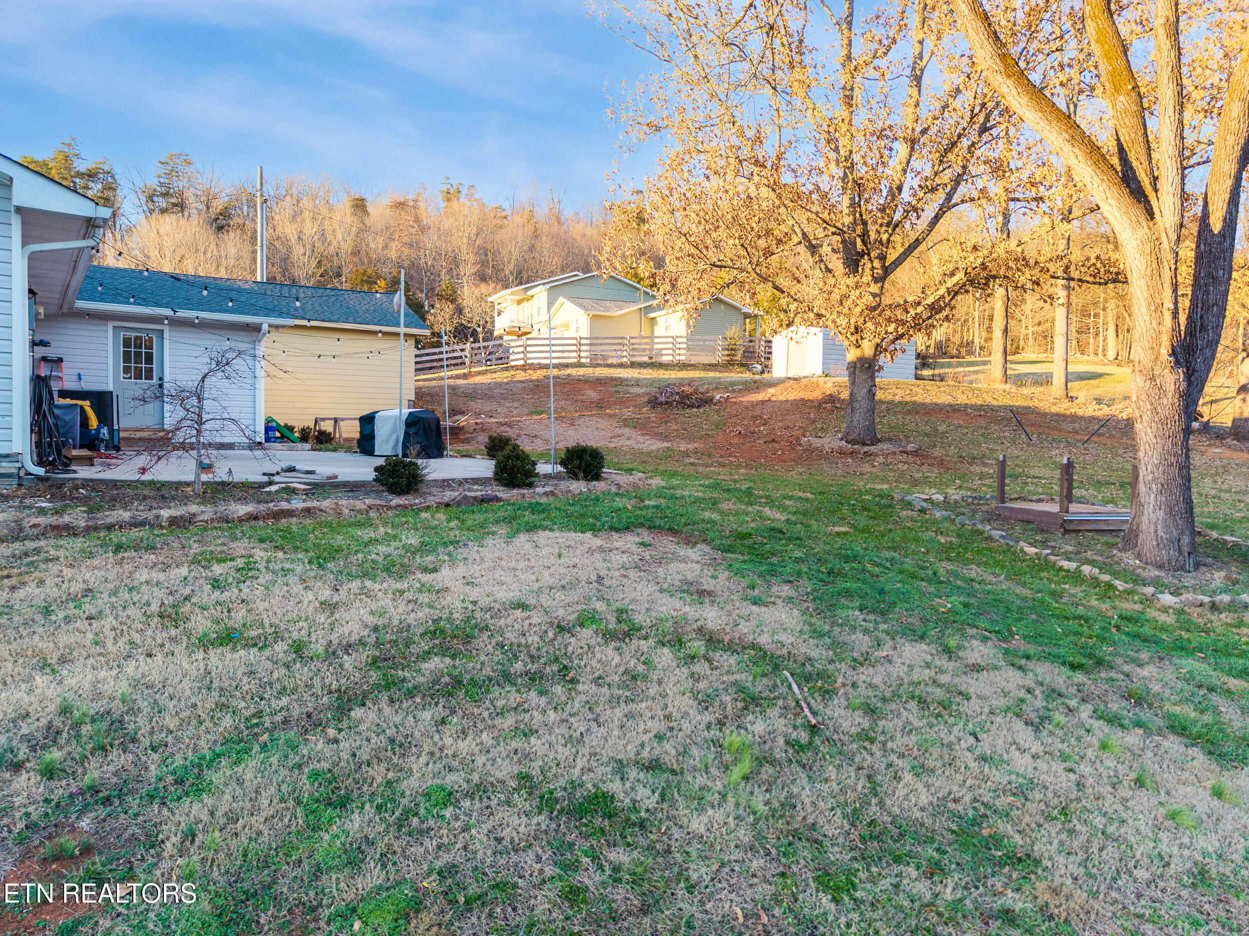 405 County Road 439 Athens, TN 37303 - Photo 10 of 41 IMG_5810