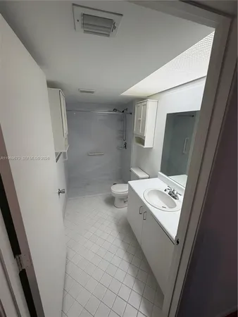 $1,800 | 12650 Southwest 15th Street, Unit 210F, Pembroke Pines, FL 33027