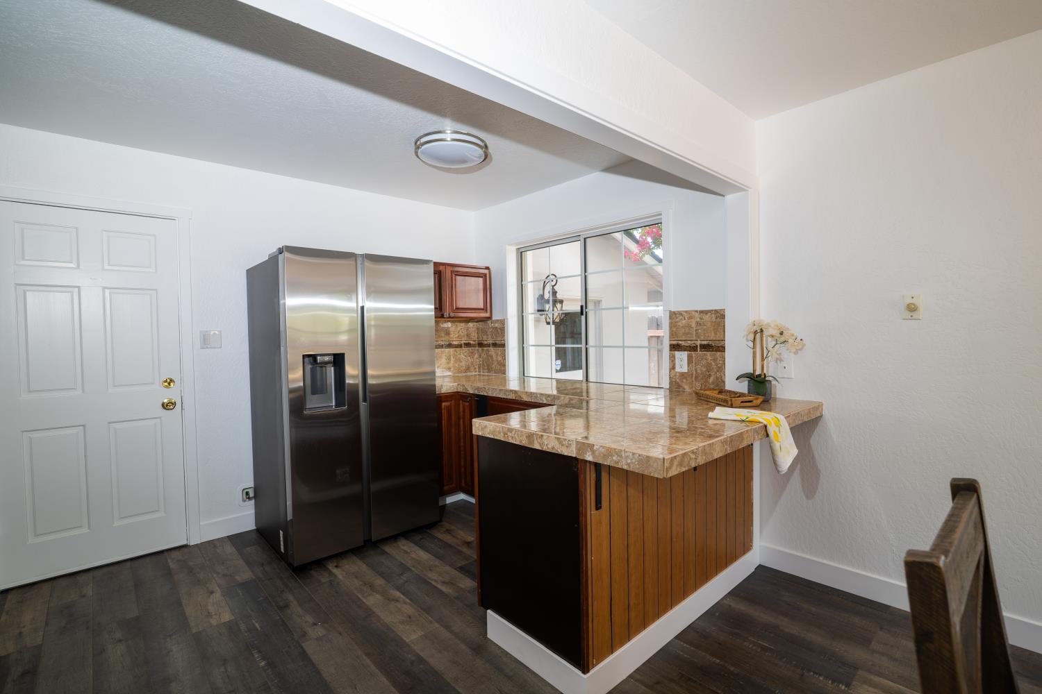 4537 Engle Road Sacramento, CA 95821 - Photo 23 of 50