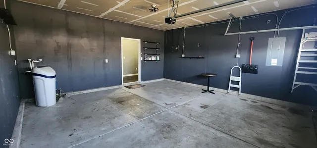 $319,900 | 2893 West Broderie Lane, Monrovia, IN 46157