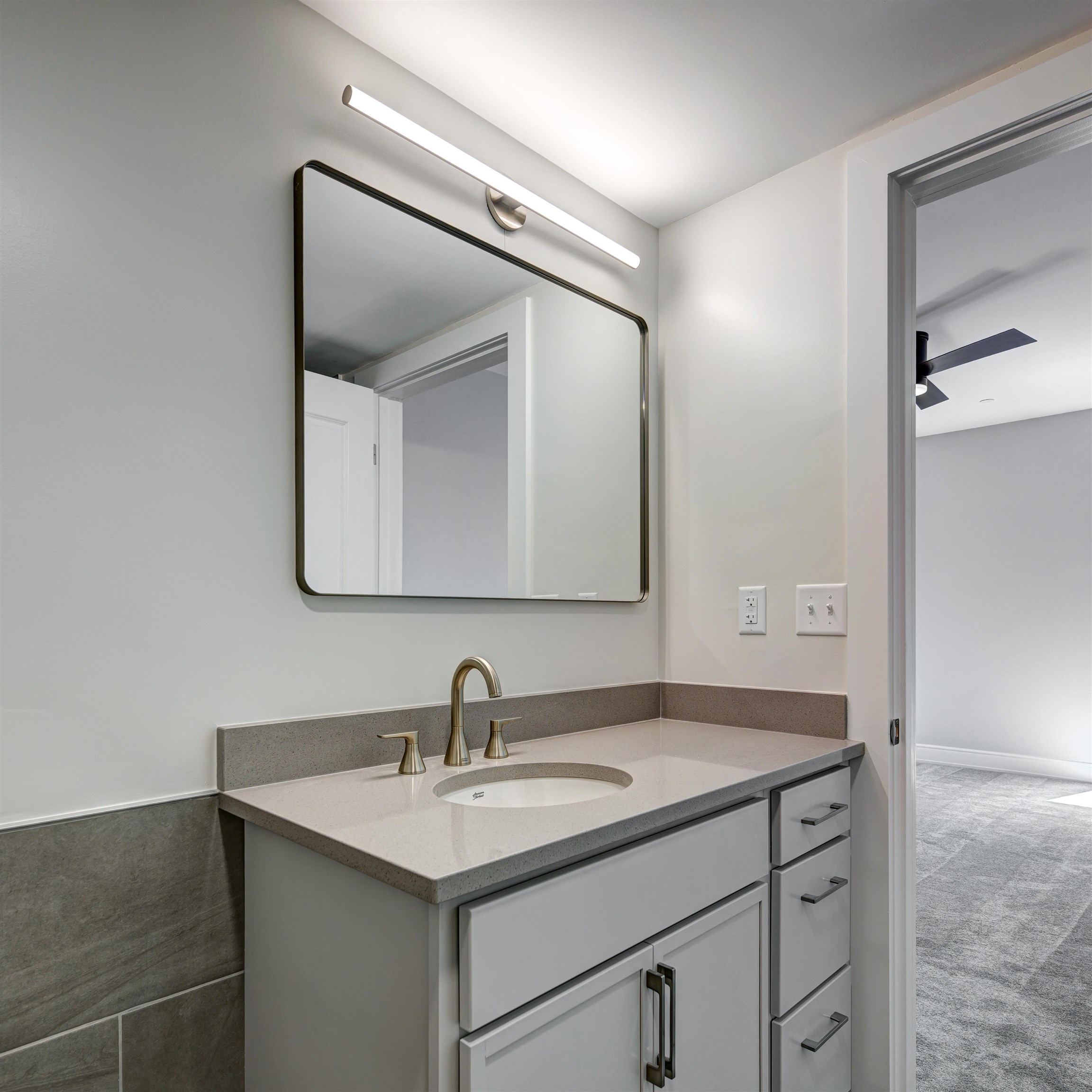 2059 Lafayette Road, Unit 204 Portsmouth, NH 03801 - Photo 33 of 36