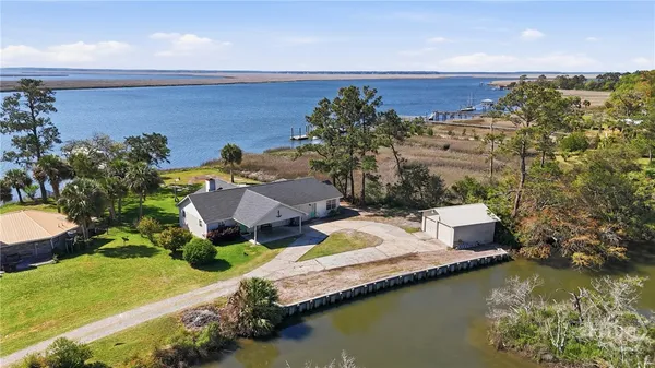 $995,000 | 150 Smoakhouse Drive, Midway, GA 31320
