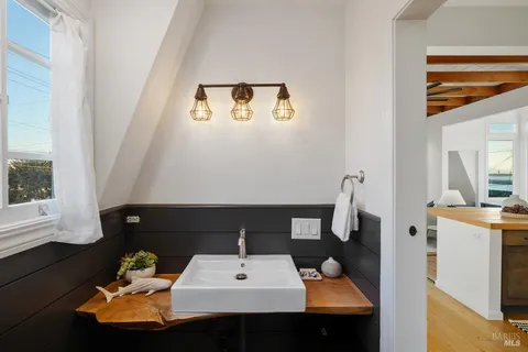 $1,950,000 | 700 Ocean Avenue, Richmond, CA 94801