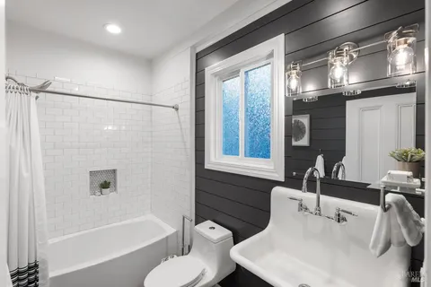 $1,950,000 | 700 Ocean Avenue, Richmond, CA 94801