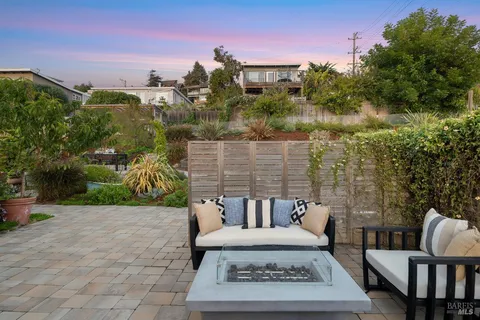 $1,950,000 | 700 Ocean Avenue, Richmond, CA 94801