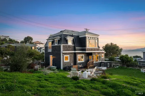 $1,950,000 | 700 Ocean Avenue, Richmond, CA 94801