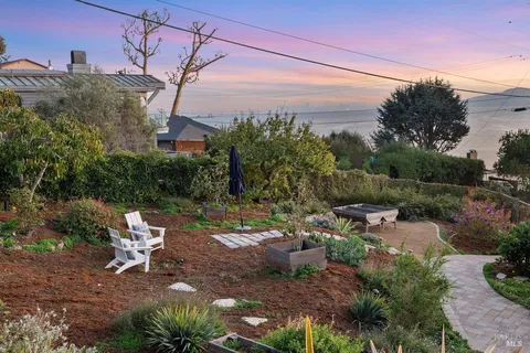 $1,950,000 | 700 Ocean Avenue, Richmond, CA 94801