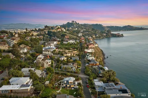 $1,950,000 | 700 Ocean Avenue, Richmond, CA 94801