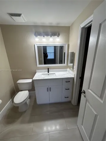 $2,300 | 2032 Alta Meadows Lane, Unit 1111, Delray Beach, FL 33444