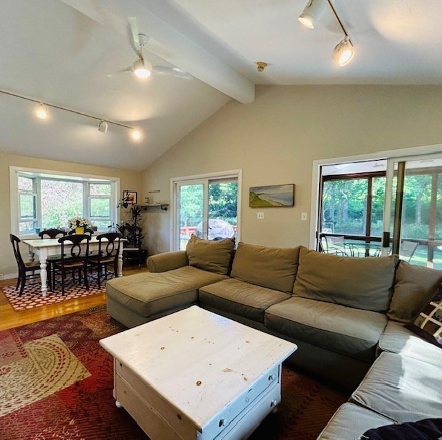 22 Aqueduct Road Wayland, MA 01778 - Photo 5 of 16 Gallery Image 5