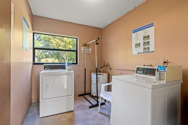 $2,200 | 330 West Park Drive, Unit 20310, Miami, FL 33172