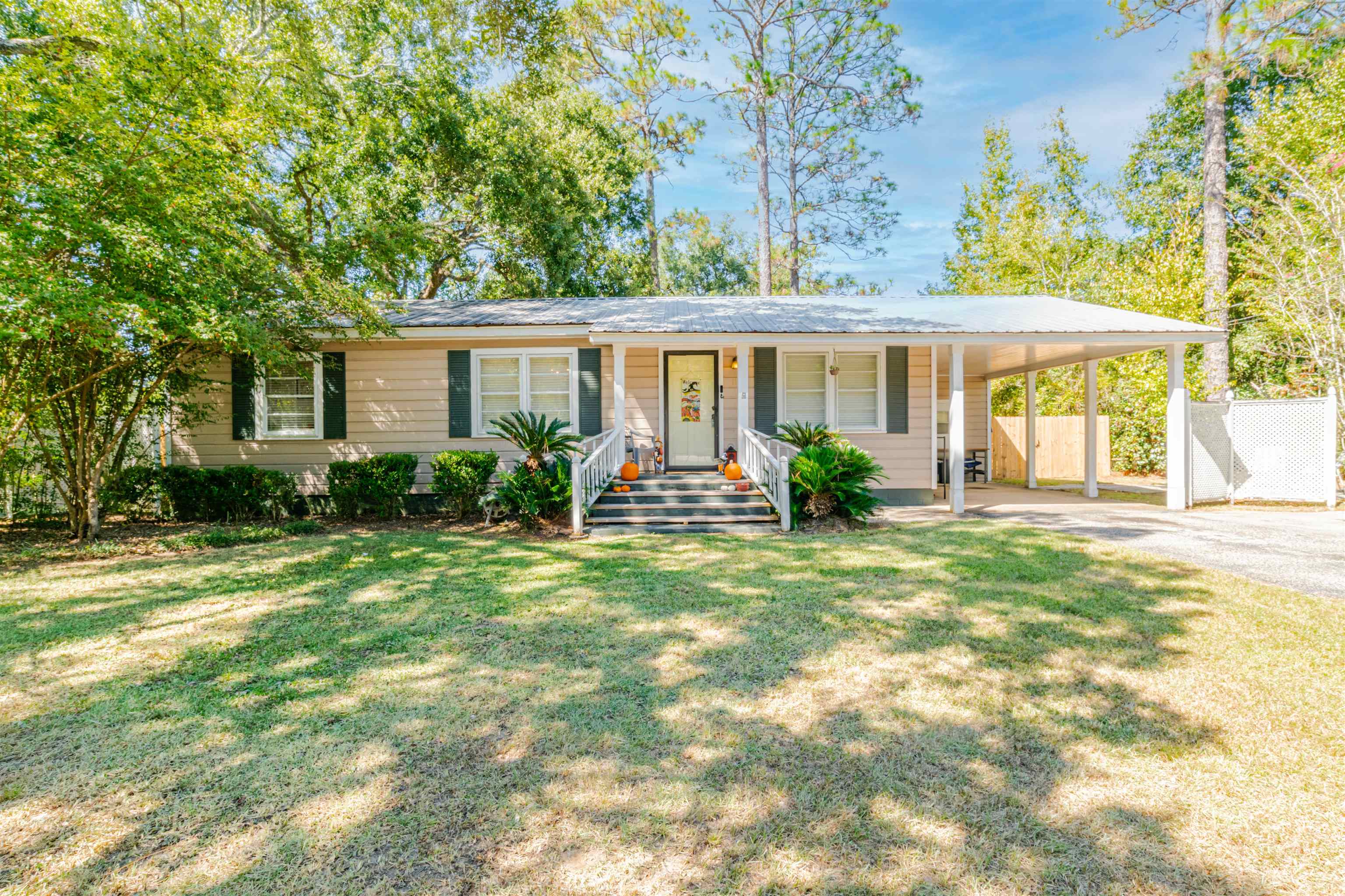 110 West 10th Street Bay Minette, AL 36507 - Photo 1 of 33