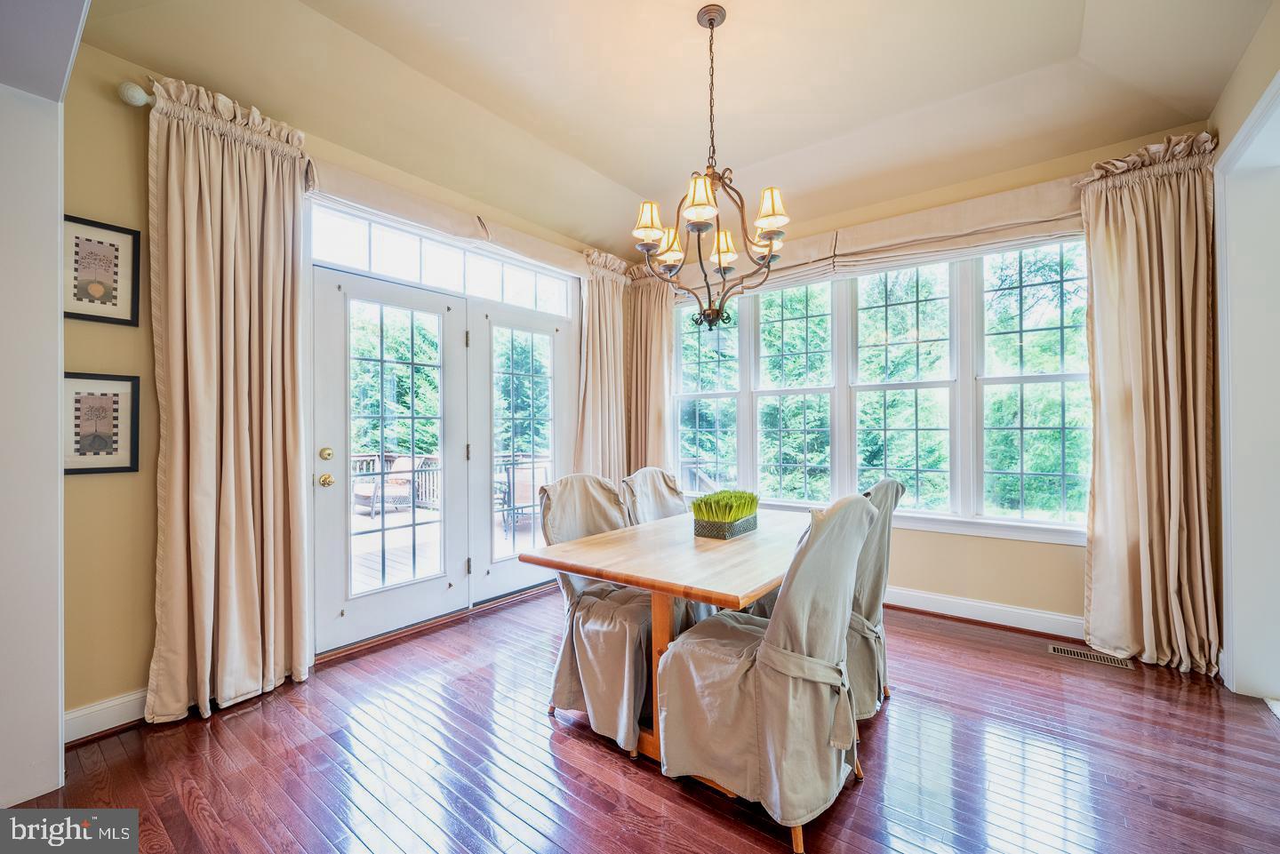 82 Margil Farm Drive Downingtown, PA 19335 - Photo 11 of 43 Morning Room opens to the Deck