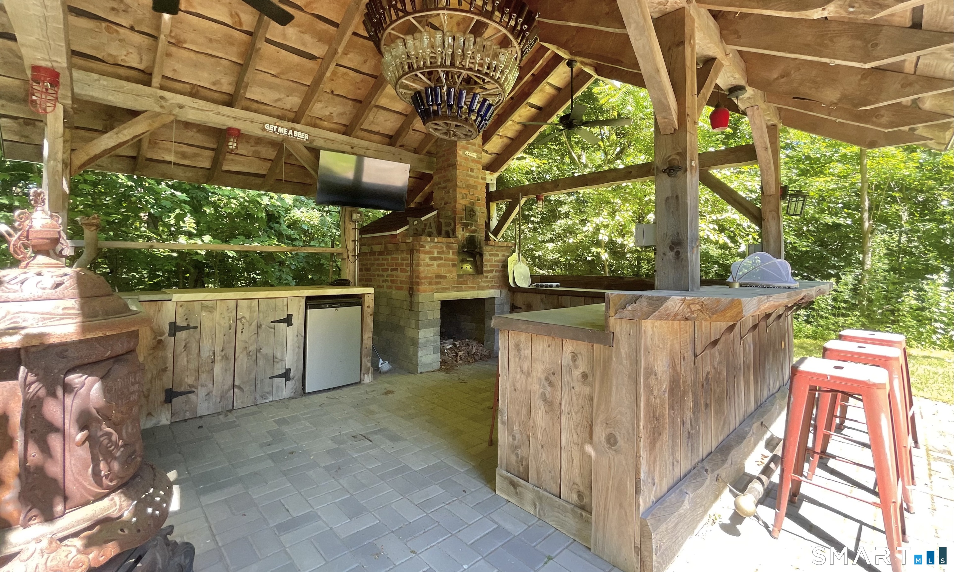 285 Wooding Hill Road Bethany, CT 06524 - Photo 30 of 33