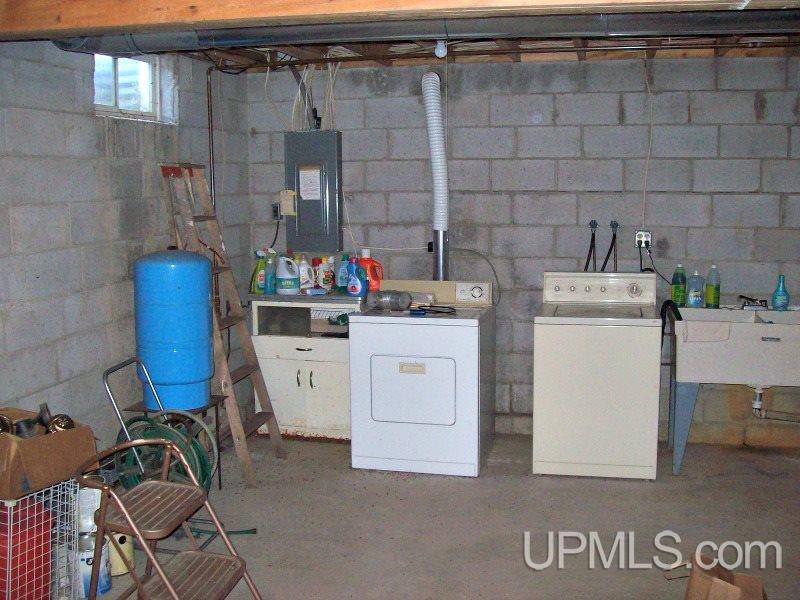 820 Blueberry Corner Road Crystal Falls, MI 49920 - Photo 16 of 25 Gallery Image 16
