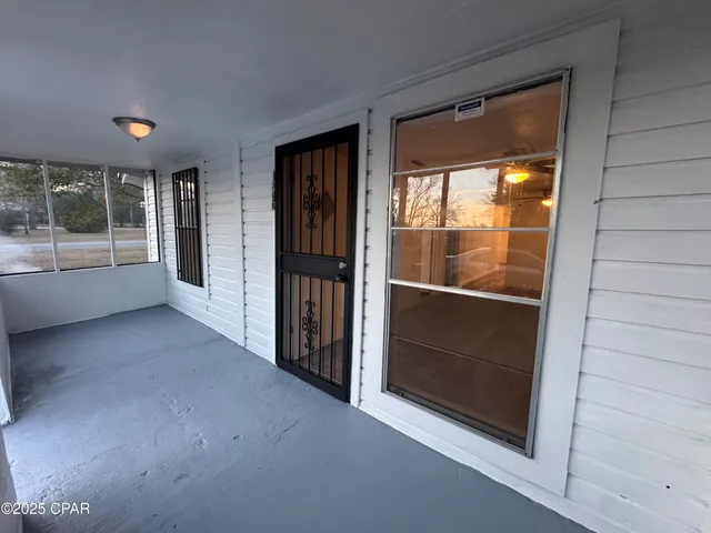 $124,900 | 1012 Washington Avenue, Graceville, FL 32440