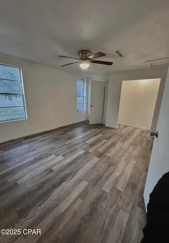 $124,900 | 1012 Washington Avenue, Graceville, FL 32440