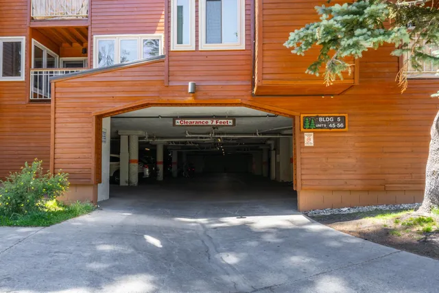 a view of parking area