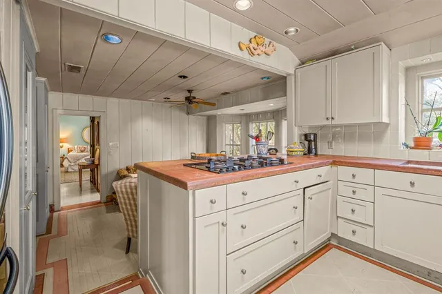 $820,000 | 2410 Halloran Street, Fort Worth, TX 76107