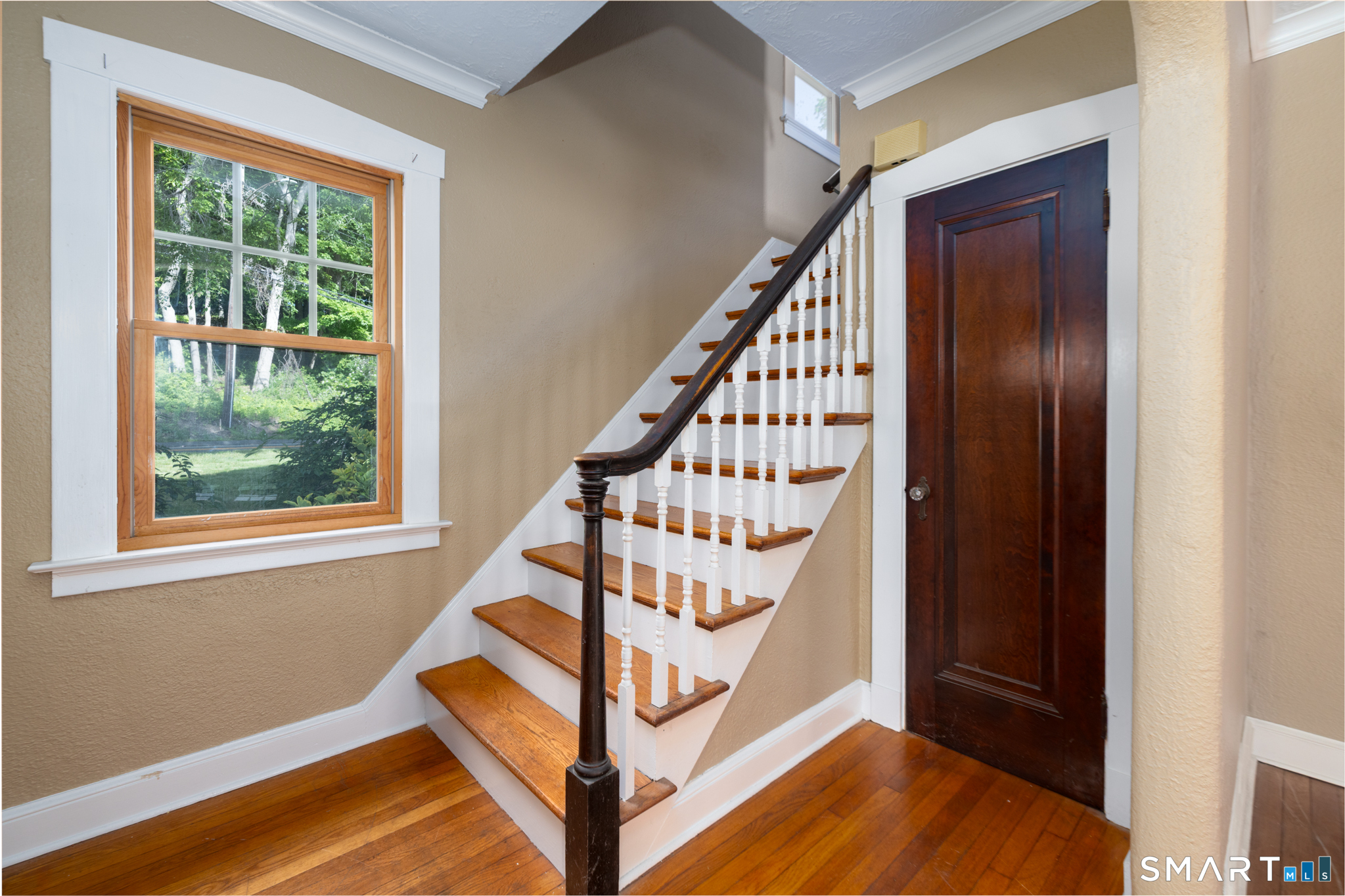 127 Roger Road New Haven, CT 06515 - Photo 23 of 40