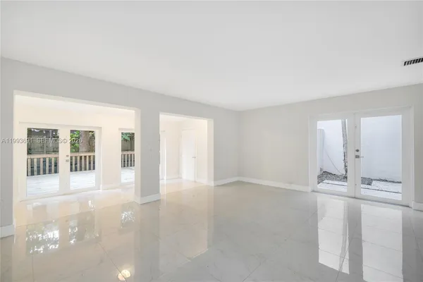 $7,850 | 3056 Shipping Avenue, Unit 2, Miami, FL 33133