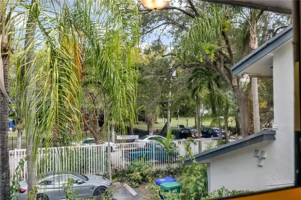 $7,850 | 3056 Shipping Avenue, Unit 2, Miami, FL 33133