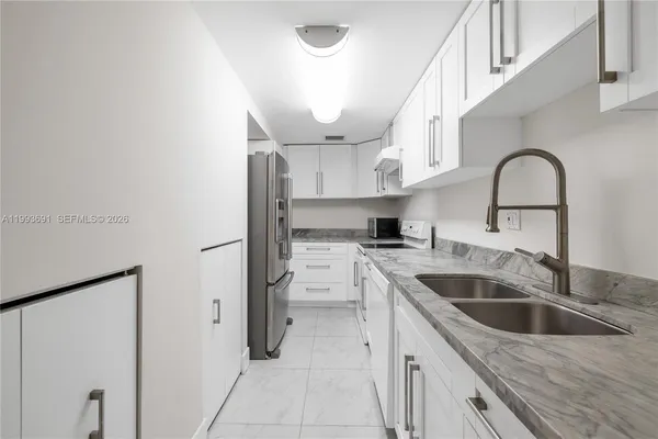 $7,850 | 3056 Shipping Avenue, Unit 2, Miami, FL 33133