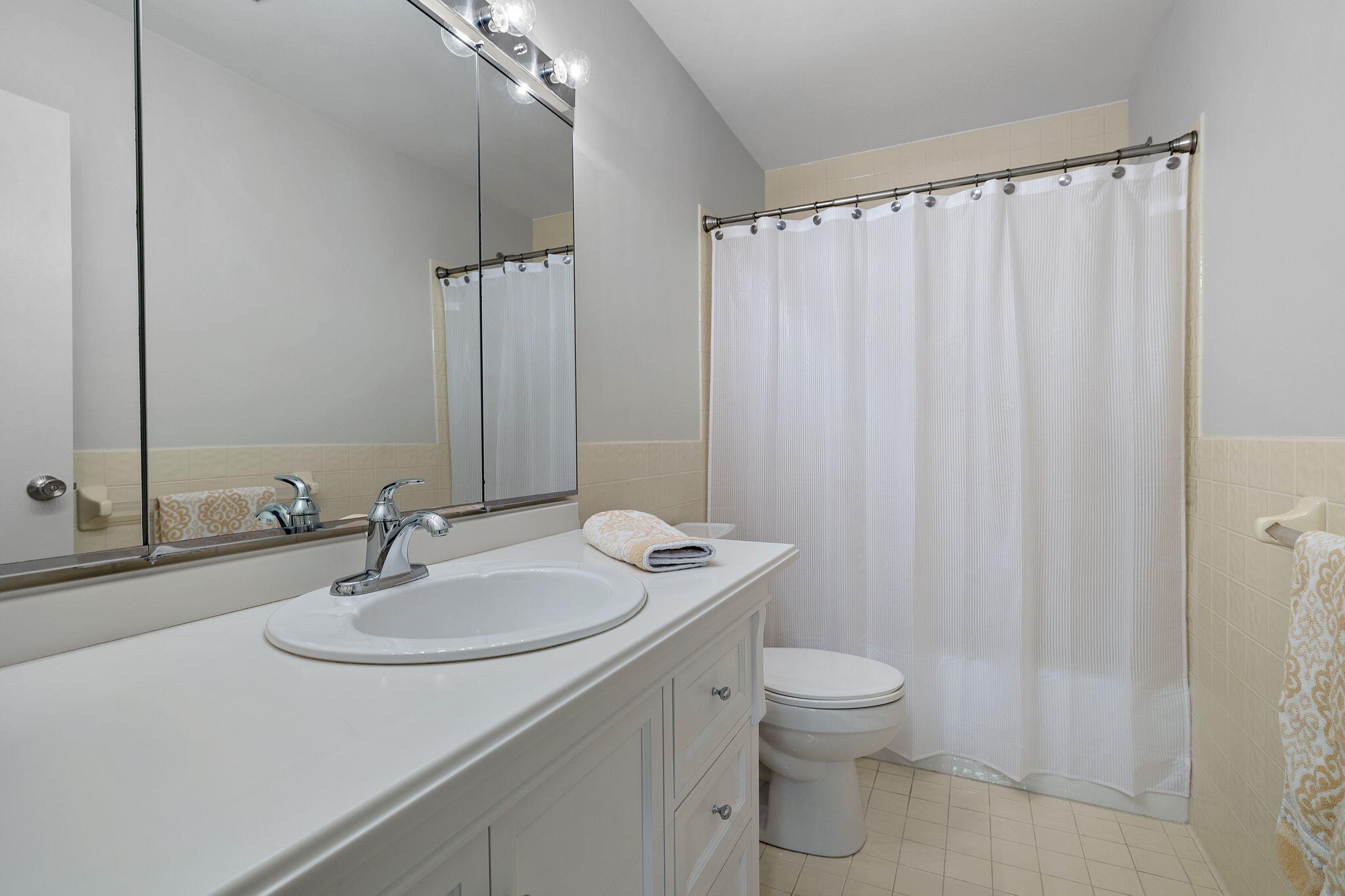4150 Ridge Road, Unit 12 Stevensville, MI 49127 - Photo 16 of 36 15-web-or-mls-EK2A0890