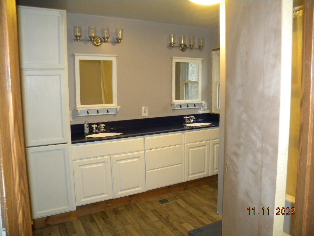 2871 Debaker Road Muskegon, MI 49444 - Photo 17 of 26 DSCN2728