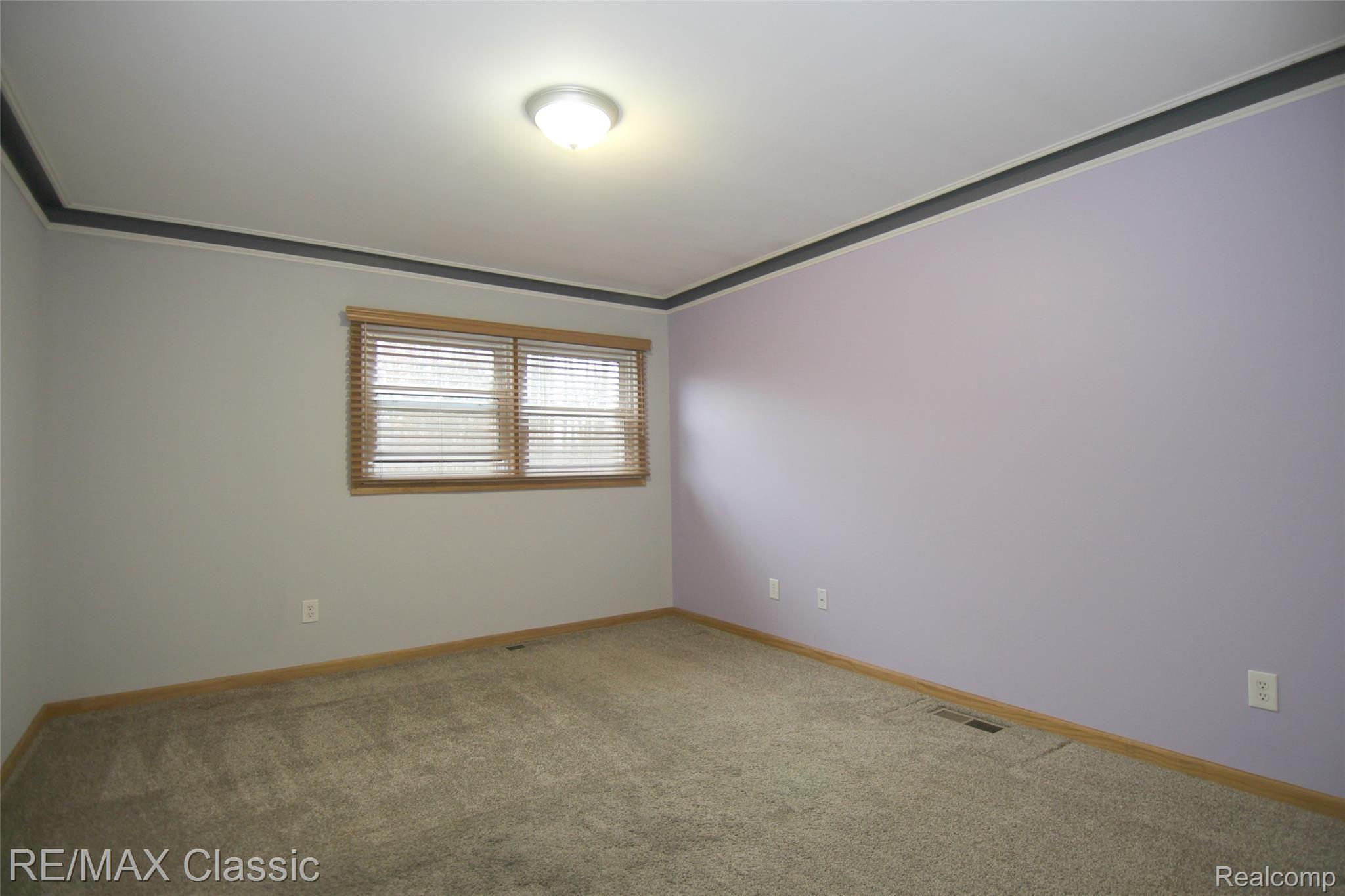 1605 Rowe Road Milford, MI 48380 - Photo 15 of 32 Rowe Rd Bedroom 2.jpg