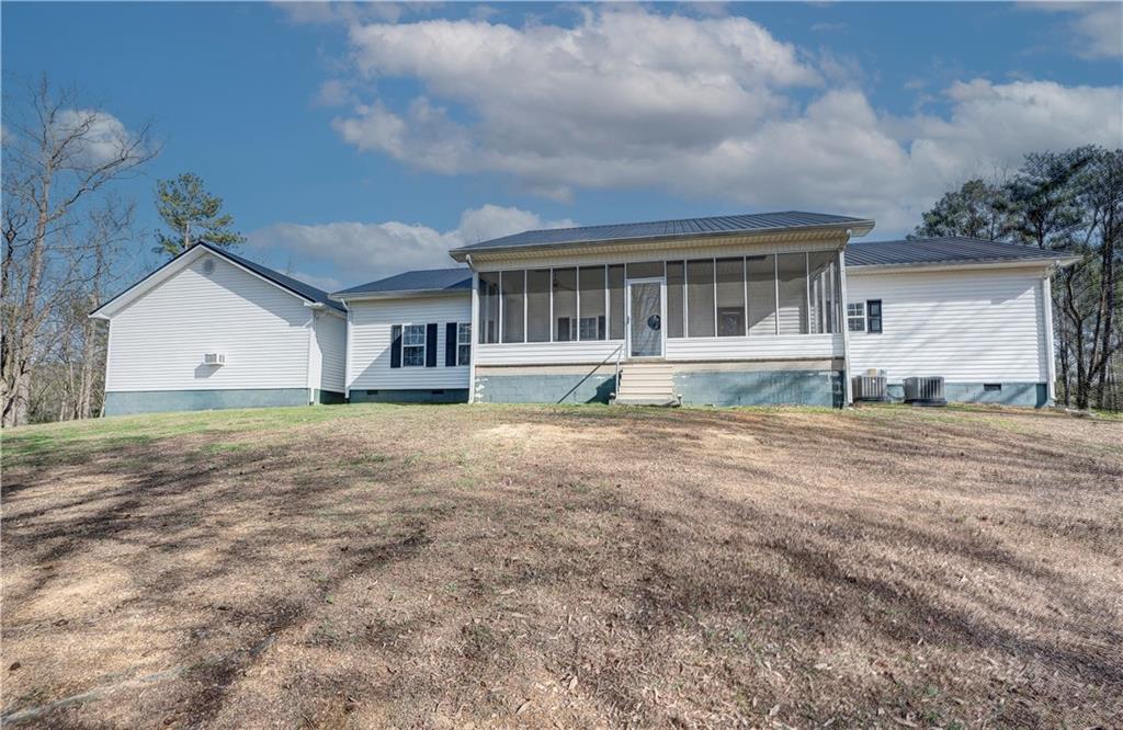 960 McEntyre Loop Calhoun, GA 30701 - Photo 2 of 77