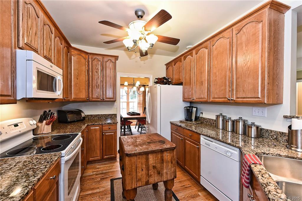 716 Beechnut Court Fort Mill, SC 29708 - Photo 2 of 24