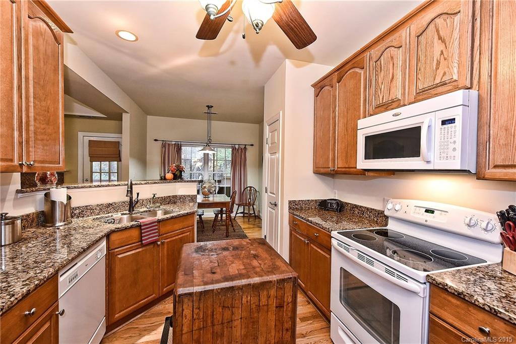 716 Beechnut Court Fort Mill, SC 29708 - Photo 3 of 24