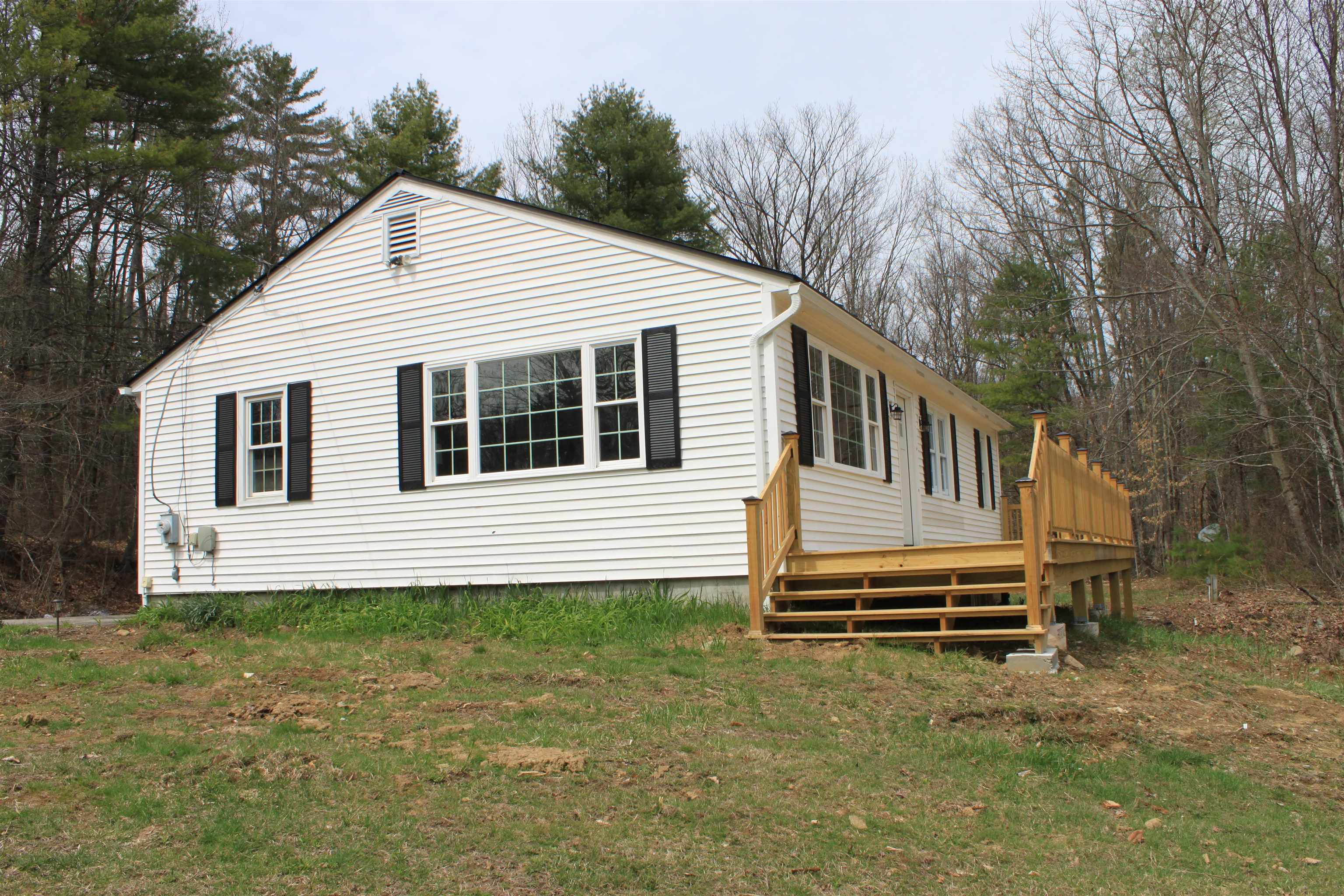 20 Water Street Boscawen, NH 03303 - Photo 16 of 28