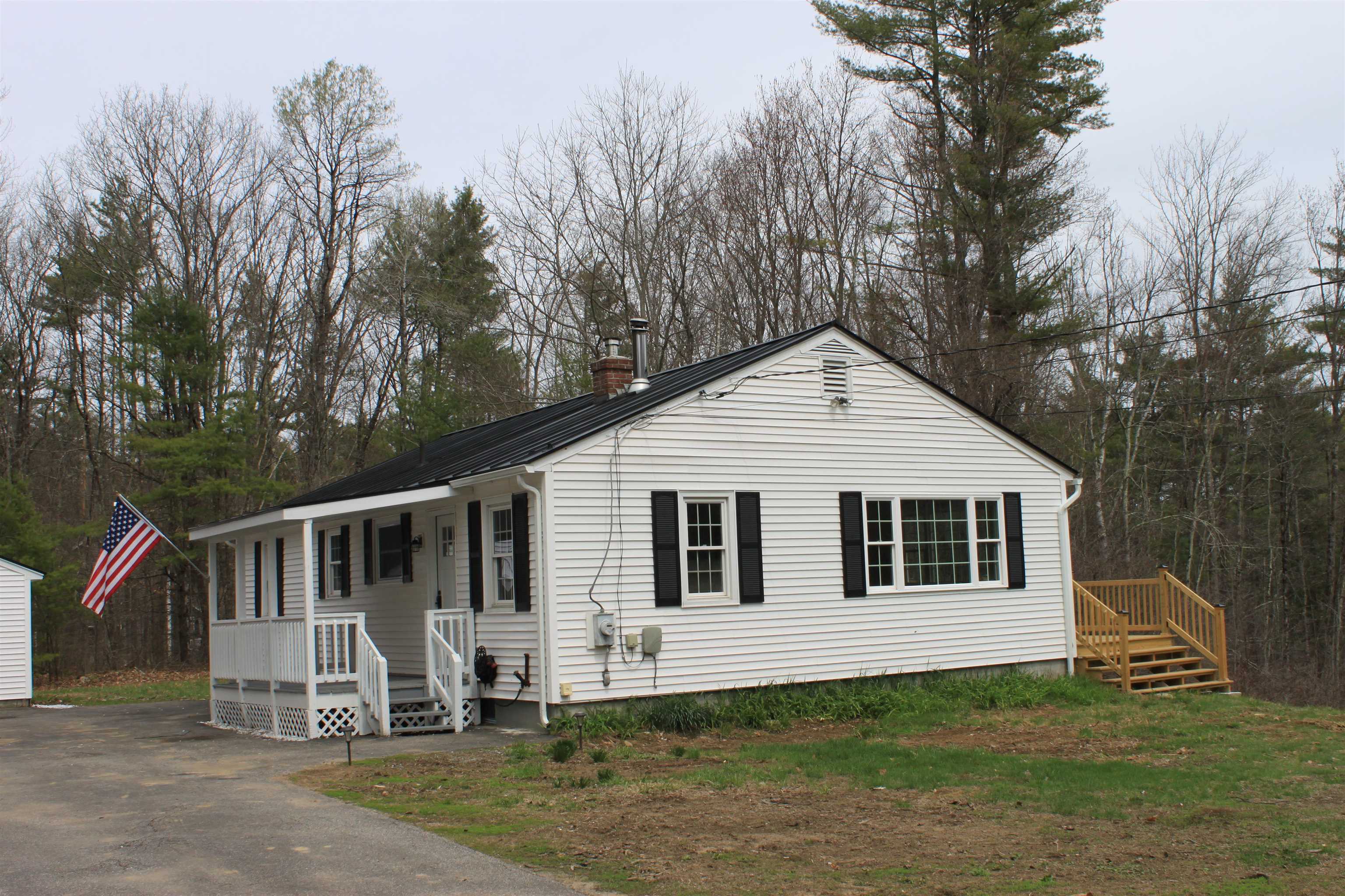 20 Water Street Boscawen, NH 03303 - Photo 3 of 28