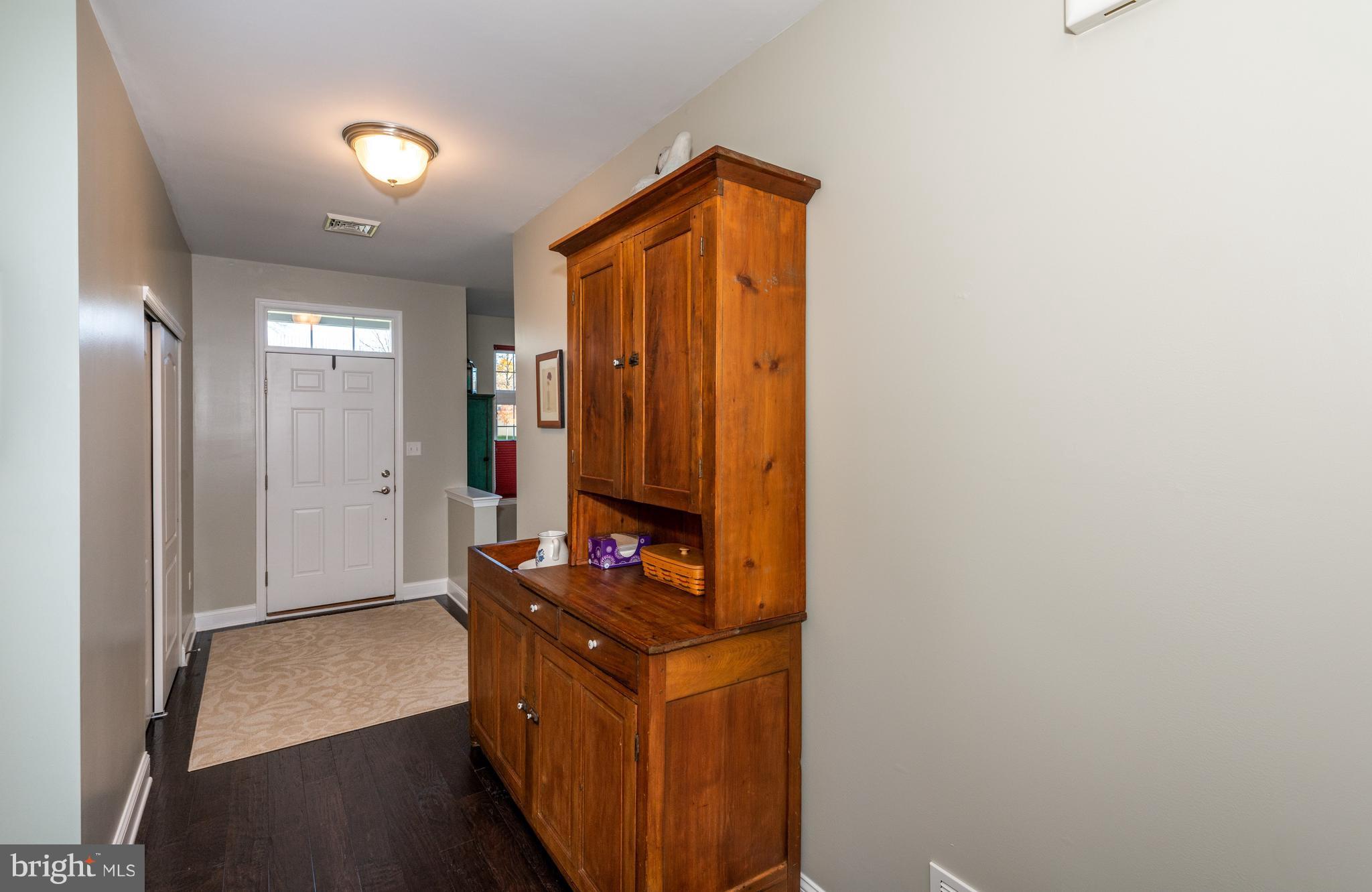 1519 Parvin Road Lancaster, PA 17601 - Photo 4 of 36 Gallery Image 4