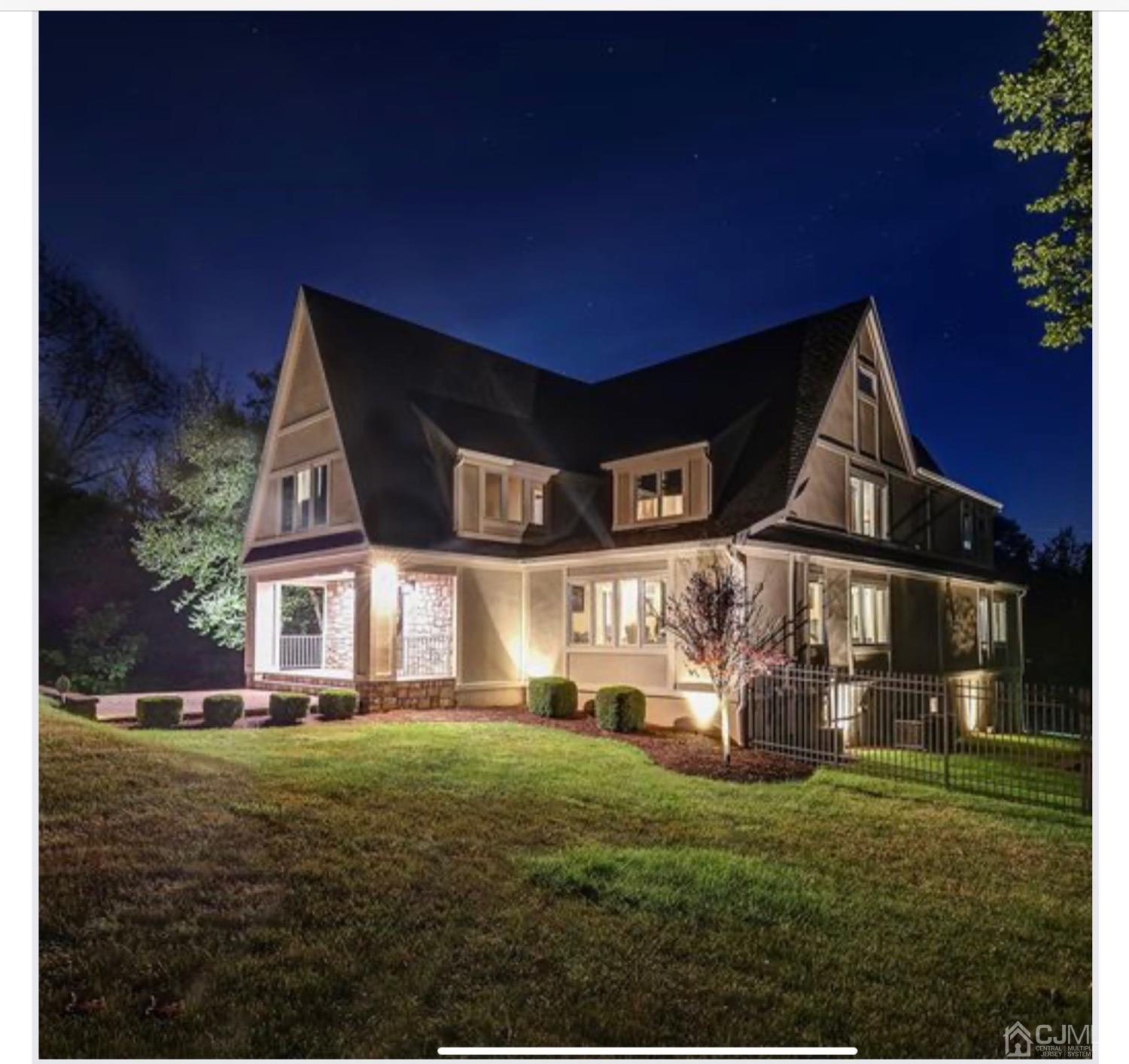 193 Mt Horeb Road Warren, NJ 07059 - Photo 6 of 63 a front view of a house with a yard